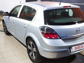 2011 Opel Astra H Рестайлинг, бежевый, 700000 рублей, вид 3