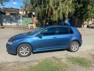 2013 Volkswagen Golf VII, голубой, 1400000 рублей, вид 4