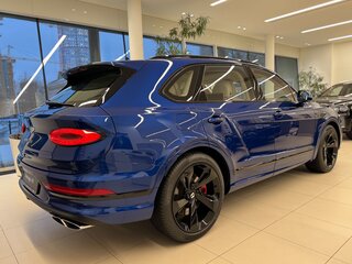 2022 Bentley Bentayga I Рестайлинг, синий, 36900000 рублей, вид 3