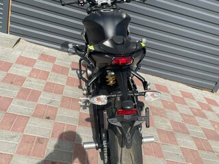 2019 Triumph Street Triple, чёрный, 960000 рублей, вид 4