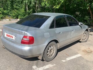 2000 Audi A4 I (B5) Рестайлинг, серый, 260000 рублей, вид 5