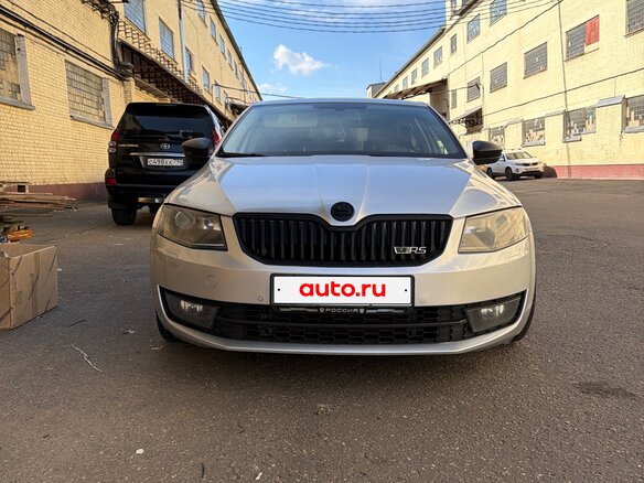 2013 Skoda Octavia III (A7), серебристый, 1100000 рублей - вид 2