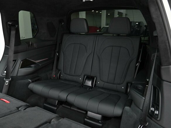 2019 BMW X7 30d I (G07), белый, 7190000 рублей - вид 27