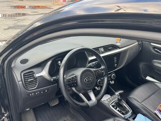 2021 Kia Rio IV Рестайлинг, чёрный, 1350000 рублей, вид 5