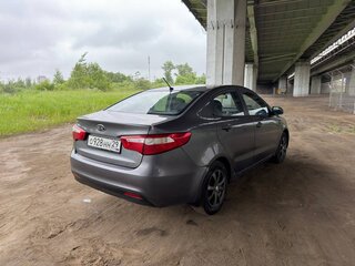 2012 Kia Rio 5-speed III, серый, 419000 рублей, вид 5