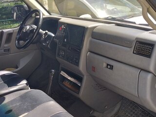 2002 Volkswagen Transporter T4, белый, 700000 рублей, вид 5