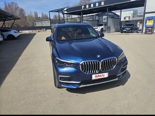 2021 BMW X5 40i IV (G05/G18), синий, 6900000 рублей, вид 2