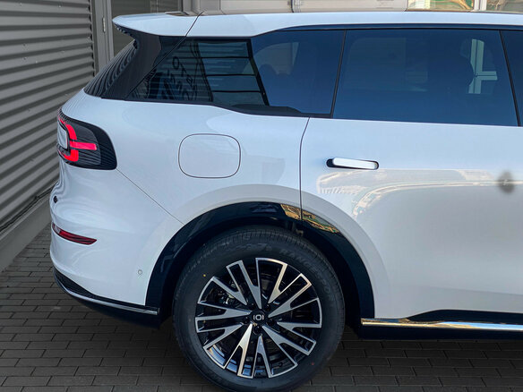 2026 Changan Qiyuan Q07 31.7 kWh, белый, 3850000 рублей - вид 6