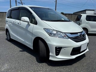 2016 Honda Freed I Рестайлинг 2, белый, 886000 рублей, вид 2
