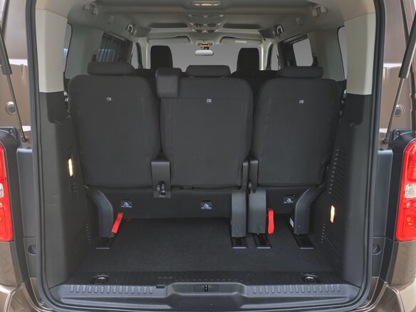 2022 Toyota ProAce Compact 8-speed II, коричневый, 4400000 рублей - вид 13