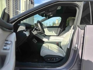 2025 Xpeng P7 750 II, розовый, 5000000 рублей, вид 4