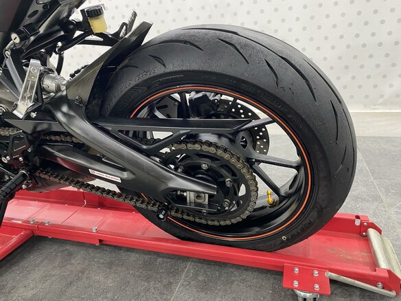 2014 Yamaha MT-09 (FZ-09), чёрный, 589000 рублей - вид 15