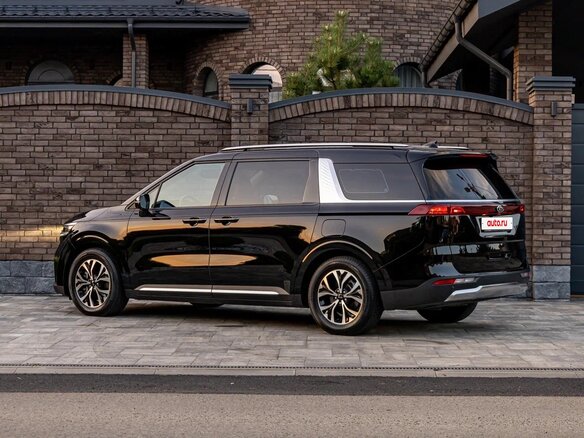 2020 Kia Carnival IV, чёрный - вид 13