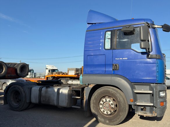 2008 MAN TGA, синий, 1650000 рублей - вид 8