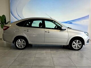 2024 Lada (ВАЗ) Granta I Рестайлинг, серый, 915000 рублей, вид 4