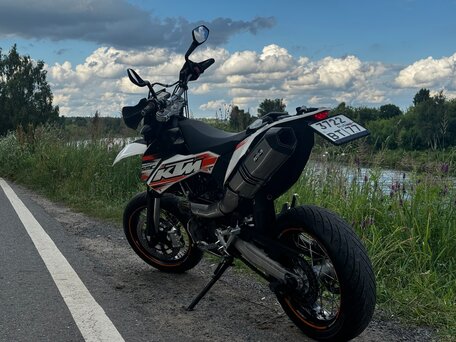 2011 KTM 690 SMC, белый, 499000 рублей, вид 1