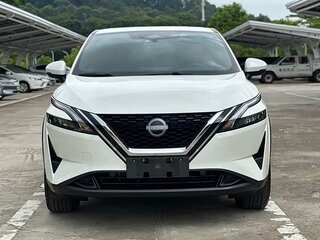 2023 Nissan Qashqai III, белый, 1430000 рублей, вид 2