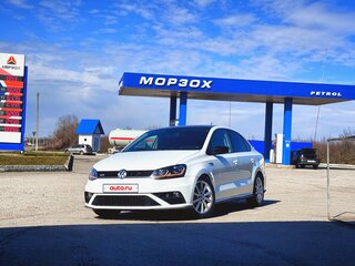 2017 Volkswagen Polo V Рестайлинг, белый, 1250000 рублей, вид 1