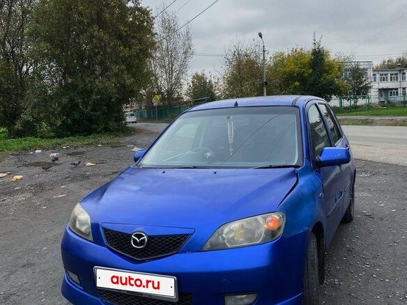 2002 Mazda Demio II (DY), синий, 160000 рублей - вид 1