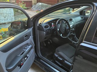 2008 Ford Focus II Рестайлинг, чёрный, 570000 рублей, вид 5
