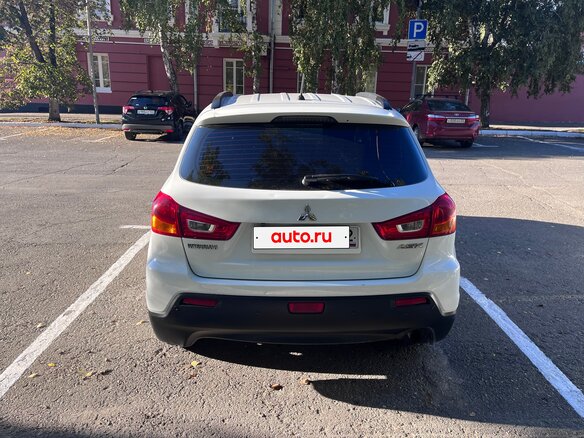 2010 Mitsubishi ASX I, белый, 770000 рублей - вид 5