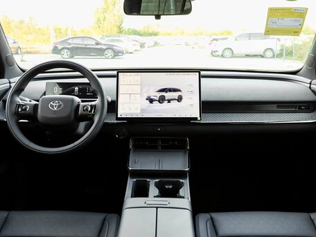 2026 Toyota bZ3X 67.9 kWh, голубой, 3100000 рублей, вид 5