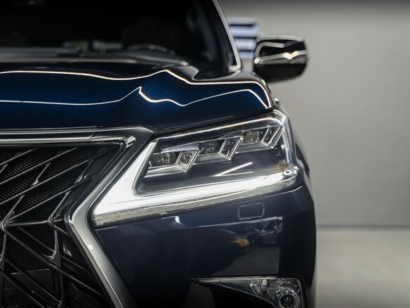 2018 Lexus LX 570 III Рестайлинг 2, синий, 9994000 рублей - вид 11