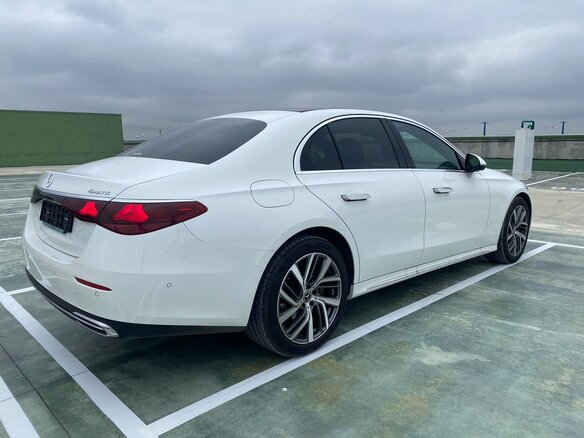 2025 Mercedes-Benz E-Класс 220 d VI (W214, S214), белый, 7560000 рублей - вид 5
