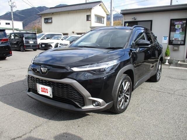 Открыть фотографии: Toyota Corolla Cross I