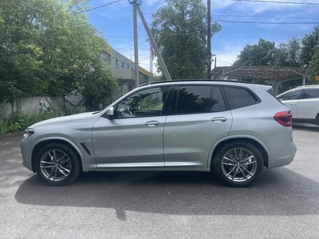 2020 BMW X3 20d xDrive III (G01), серебристый, 4200000 рублей, вид 3