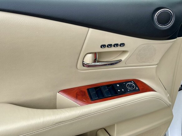 2011 Lexus RX 270 III, белый, 1390000 рублей - вид 13