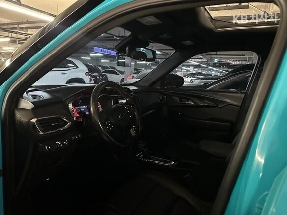 2020 Chevrolet TrailBlazer III, голубой, 1650000 рублей - вид 4
