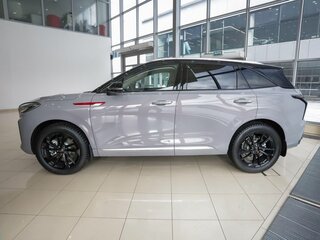 2025 Hongqi HS3, серый, 3775000 рублей, вид 2