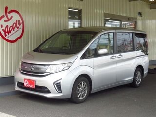 2017 Honda Stepwgn V, серебристый, 1400000 рублей, вид 1