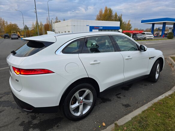 2019 Jaguar F-Pace I, белый, 2990000 рублей - вид 8