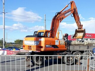 2013 Doosan Solar, красный, 6999999 рублей, вид 1