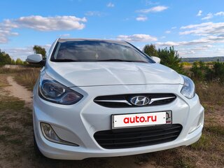 2012 Hyundai Solaris I, белый, 750000 рублей, вид 2