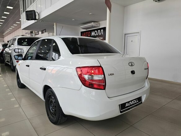 2016 Lada (ВАЗ) Granta I, белый, 649000 рублей - вид 5