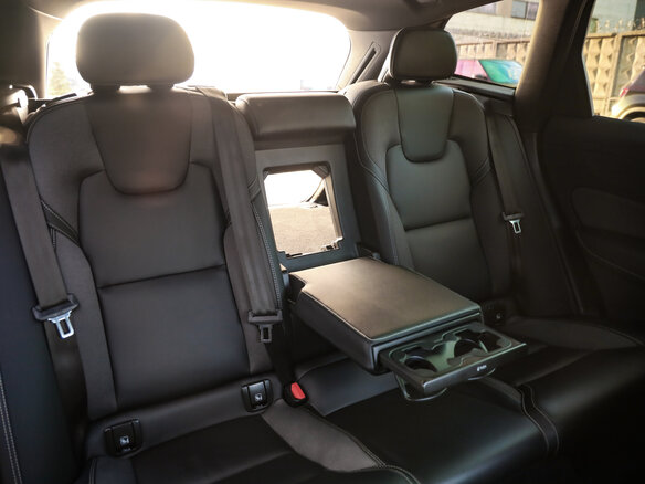 2021 Volvo XC60 II Рестайлинг, синий, 4399000 рублей - вид 28