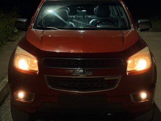 2013 Chevrolet TrailBlazer II, красный, 1400000 рублей, вид 3