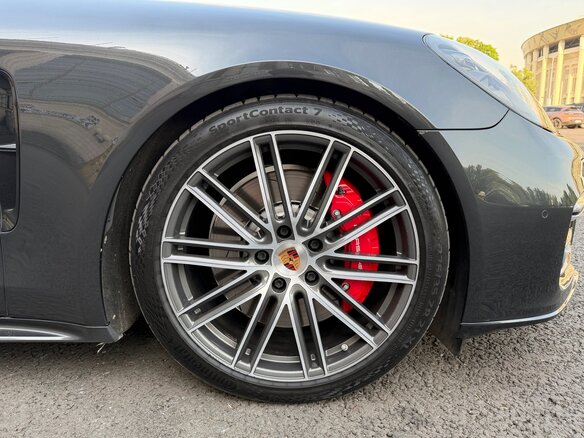2019 Porsche Panamera GTS II, серый, 10290000 рублей - вид 13