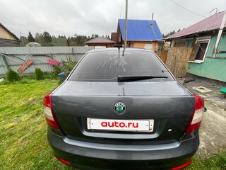 2011 Skoda Octavia II (A5) Рестайлинг, серый, 800000 рублей, вид 3