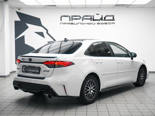 2021 Toyota Corolla Sporty XII (E210), белый, 1580000 рублей, вид 3