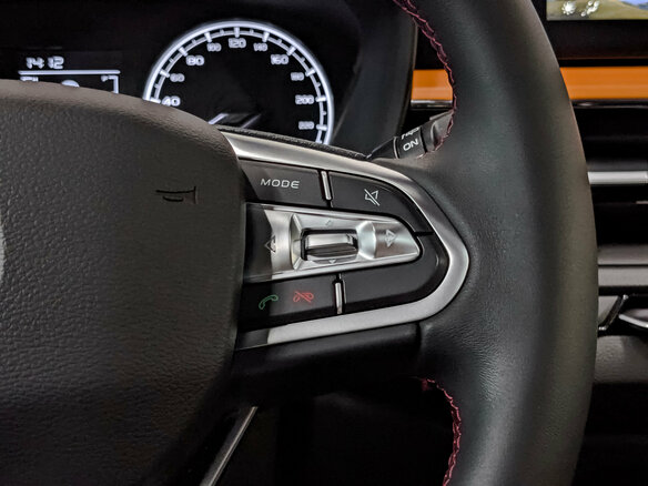 2023 Livan X3 Pro, красный - вид 26