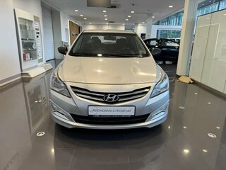 2014 Hyundai Solaris I Рестайлинг, серебристый, 629000 рублей, вид 5