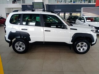 2026 Lada (ВАЗ) Niva Travel I Рестайлинг, белый, 1603000 рублей, вид 4