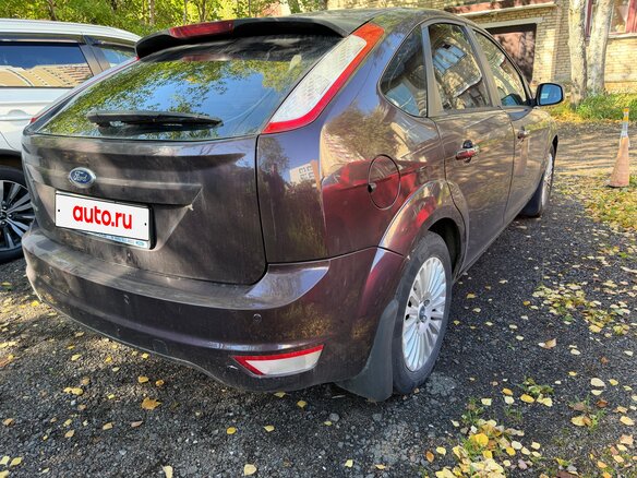 2010 Ford Focus II Рестайлинг, фиолетовый, 665000 рублей - вид 2