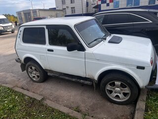 2013 Lada (ВАЗ) 2121 (4x4) I Рестайлинг, белый, 520000 рублей, вид 2