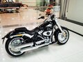 2025 Harley-Davidson Fat Boy, чёрный, 3300000 рублей - вид 4