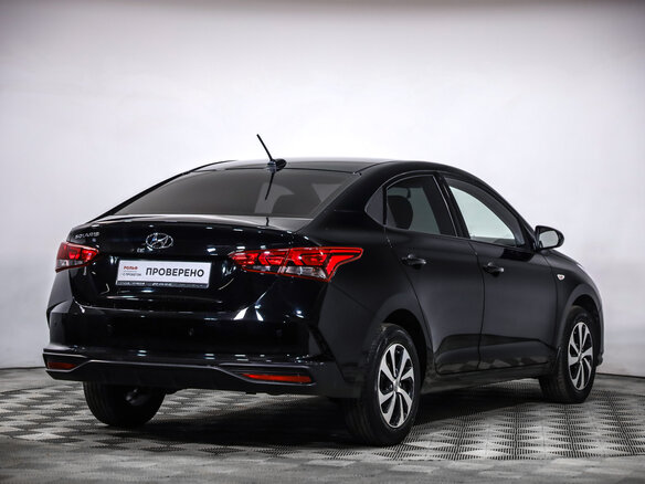 2020 Hyundai Solaris II Рестайлинг, чёрный, 1749000 рублей - вид 4